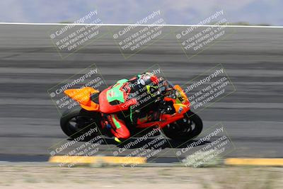 media/Apr-05-2024-Apex Assassins-CVMA Friday Practice (Fri) [[ee2ef04f2b]]/3-Racer 2/Session 3 (Bowl Speed Pans)/
